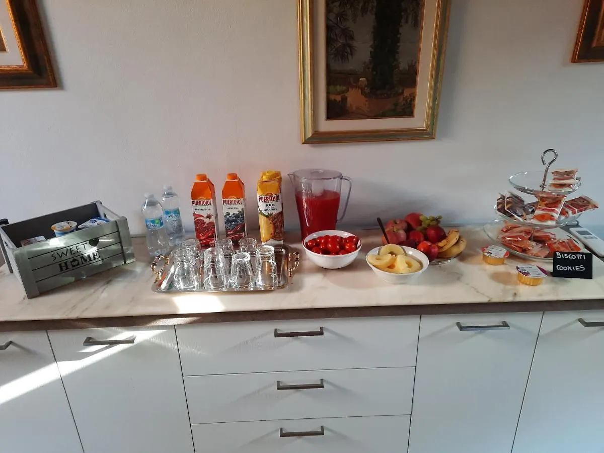 B&B Casa Santa Lucia Manerba del Garda İtalya