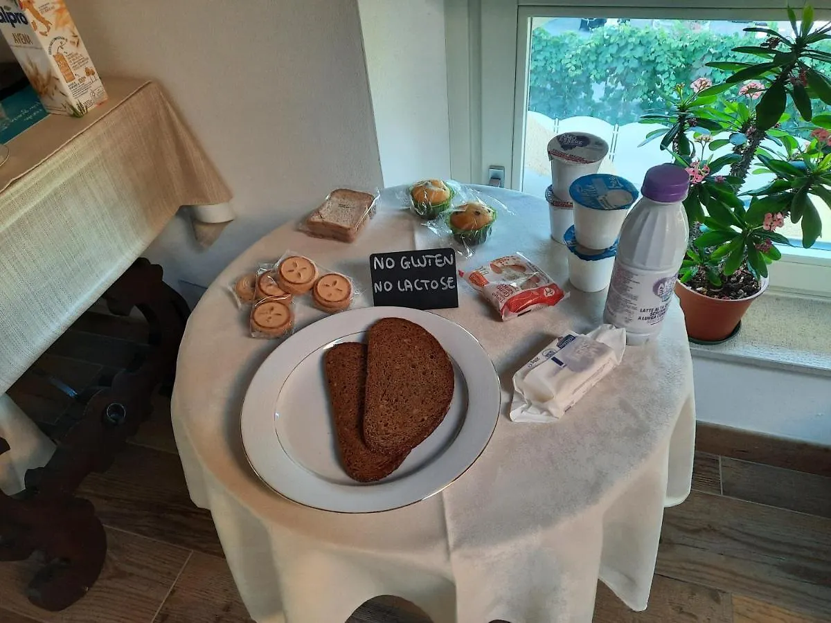 B&B Casa Santa Lucia Manerba del Garda 0*,  İtalya