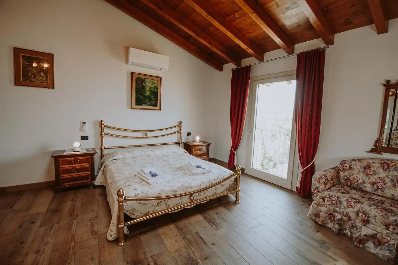 B&B Casa Santa Lucia Manerba del Garda