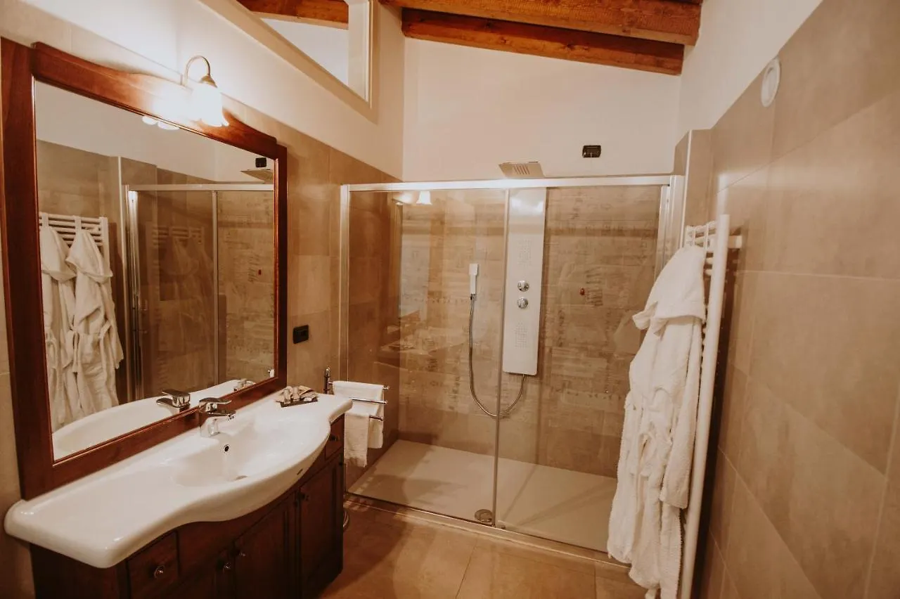 Bed & Breakfast B&B Casa Santa Lucia Manerba del Garda