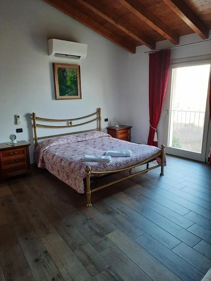 B&B Casa Santa Lucia Manerba del Garda Bed & Breakfast